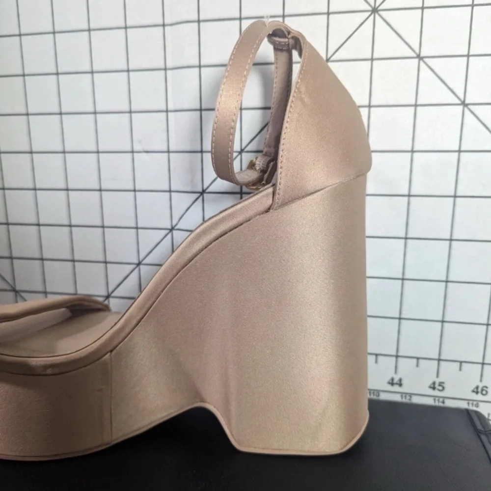 Carvela new without
